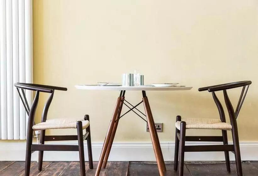 Aamiaismajoitus (B&B) Severnside Press Bnb