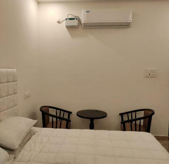 Pensão Ask Guest House