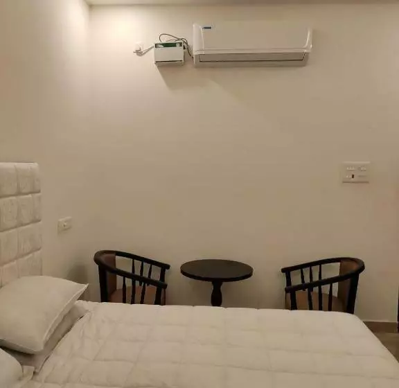 ペンション Ask Guest House