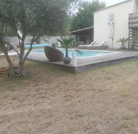 ベッドアンドブレックファースト La Chouette Villa ,chambre De 20m2 Totalement Indépendante Avec Terrasse