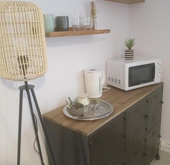 민박 La Chouette Villa ,chambre De 20m2 Totalement Indépendante Avec Terrasse