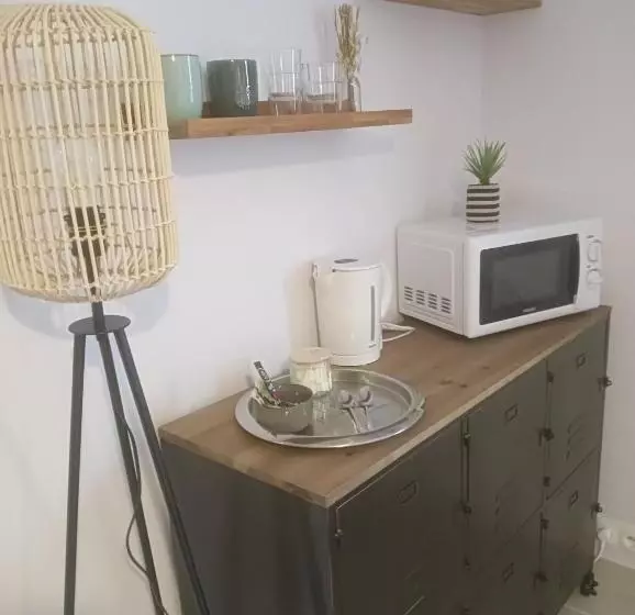 ベッドアンドブレックファースト La Chouette Villa ,chambre De 20m2 Totalement Indépendante Avec Terrasse