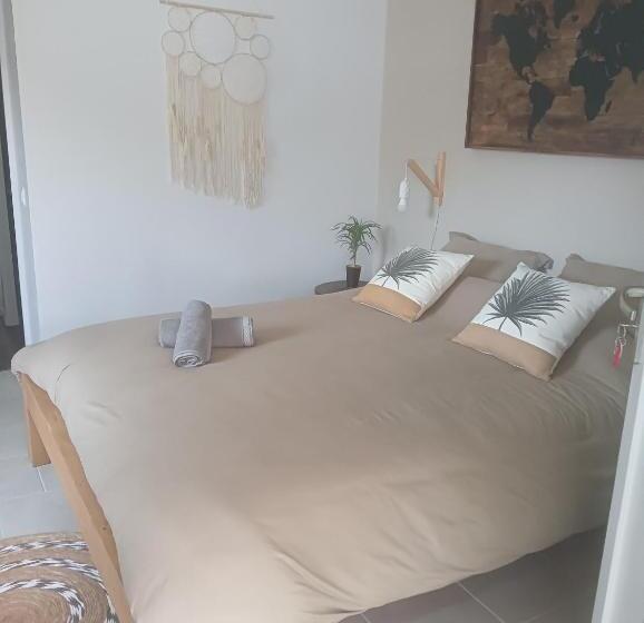 민박 La Chouette Villa ,chambre De 20m2 Totalement Indépendante Avec Terrasse