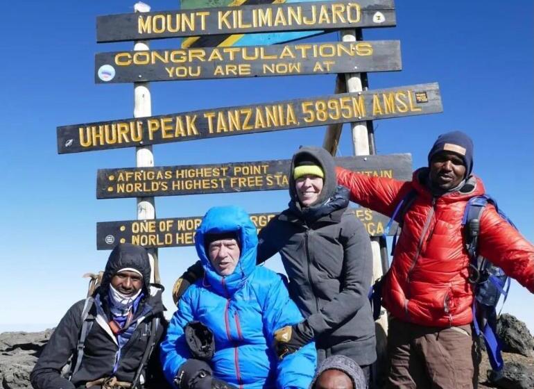 تختخواب و صبحانه Safariadventures House