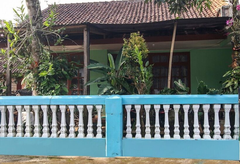 فندق Oyo Homes 91155 Desa Wisata Selamanik Ciamis