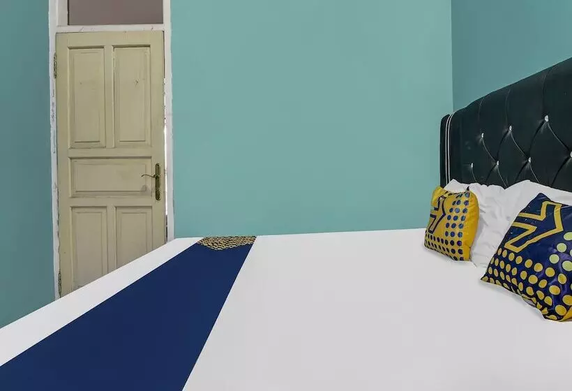 Hotelli Oyo Homes 91155 Desa Wisata Selamanik Ciamis