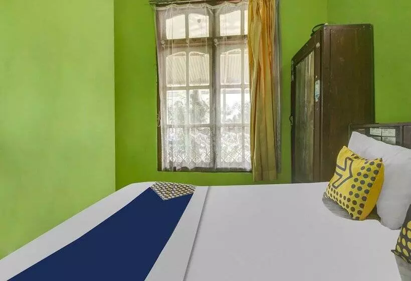 Hotelli Oyo Homes 91155 Desa Wisata Selamanik Ciamis