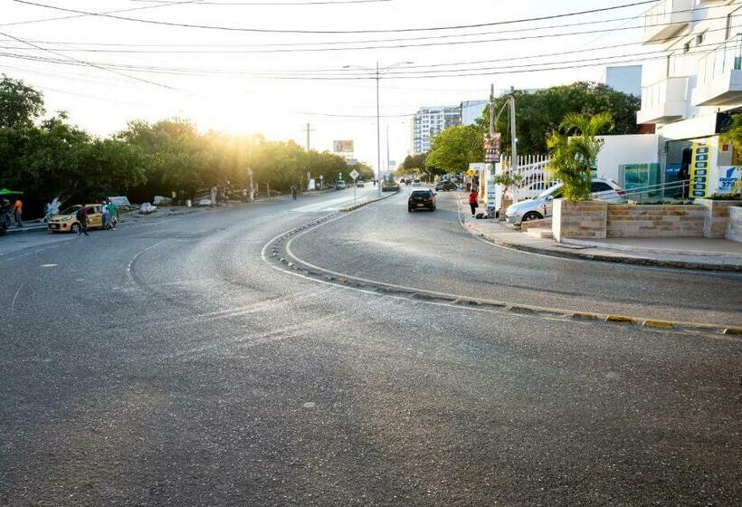 پانسیون Oresca Hostel