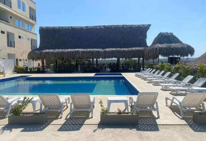 ホテル Bahia Rada