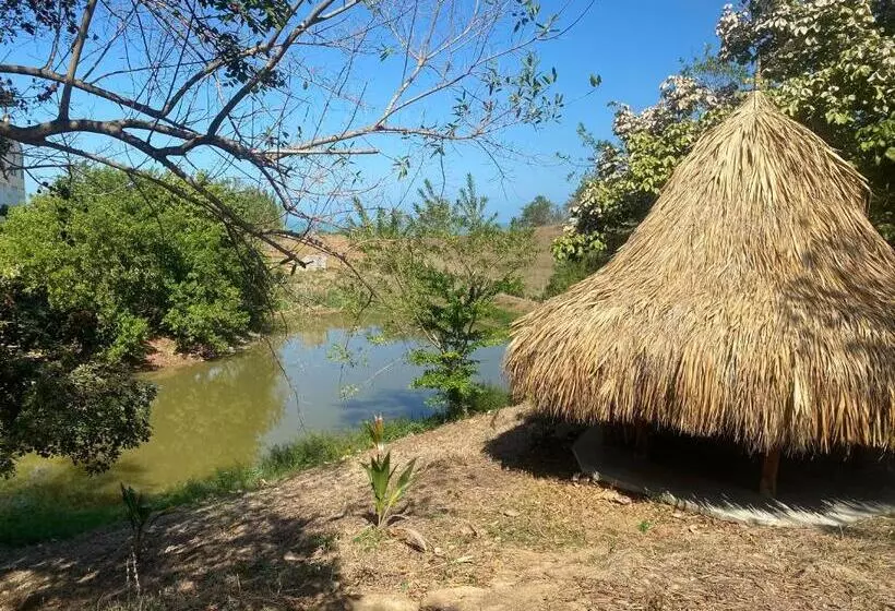 ホテル Bahia Rada