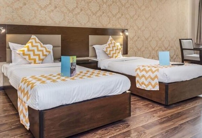 هتل Fabexpress The Mansion