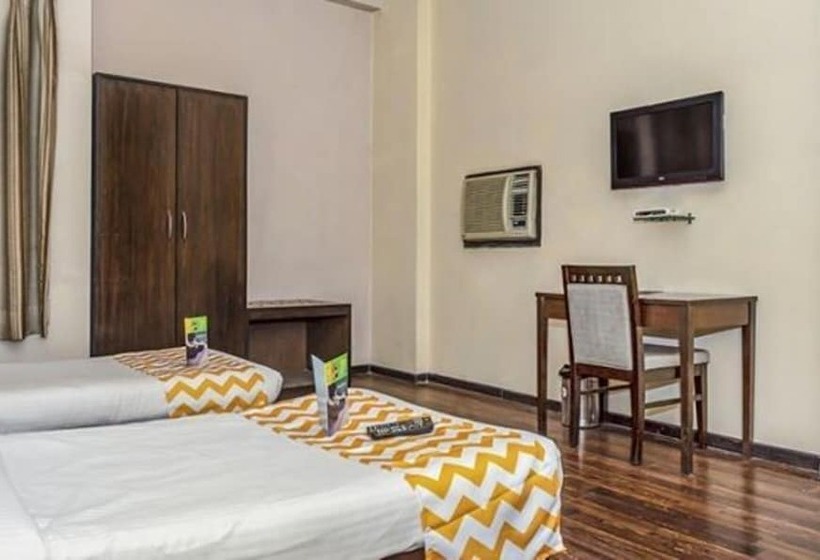 هتل Fabexpress The Mansion