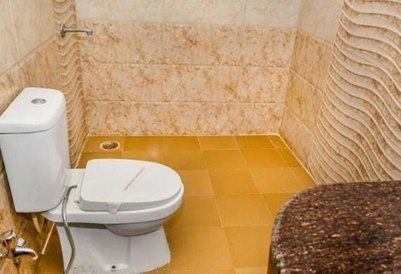 هتل Fabexpress The Mansion