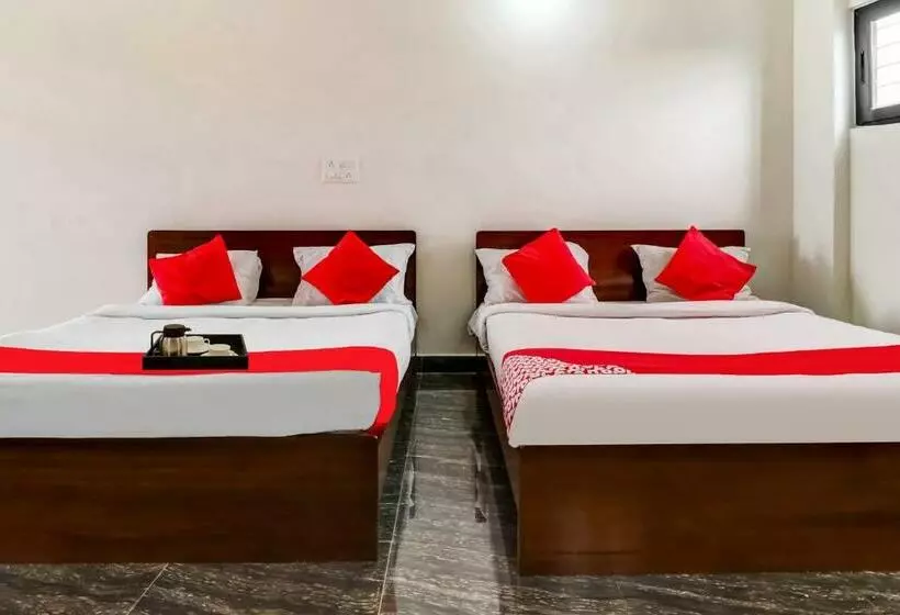 Hotelli Oyo 87355 Sbr Residence
