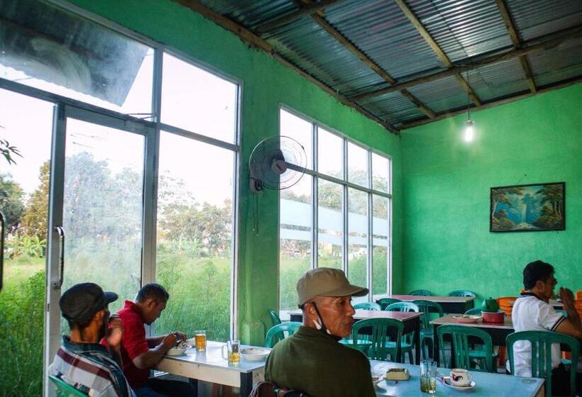 酒店 Oyo 91051 Penginapan Pondok Ratu 354