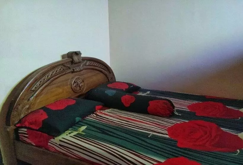 هتل Oyo Homes 91098 Desa Wisata Tanjung