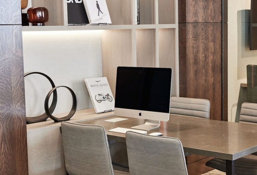 Ac Hotel By Marriott St Louis Chesterfield