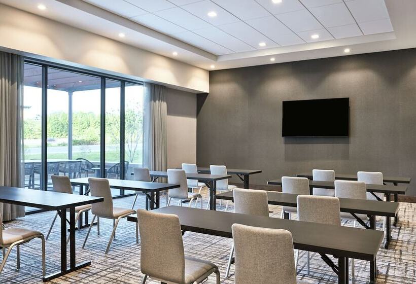 Ac Hotel By Marriott St Louis Chesterfield