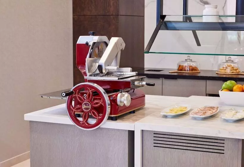 Ac Hotel By Marriott St Louis Chesterfield