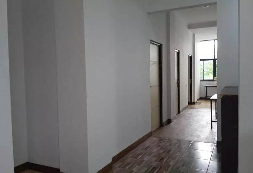 ホテル Gorland Hostel Near Gor Satria Purwokerto Mitra Reddoorz