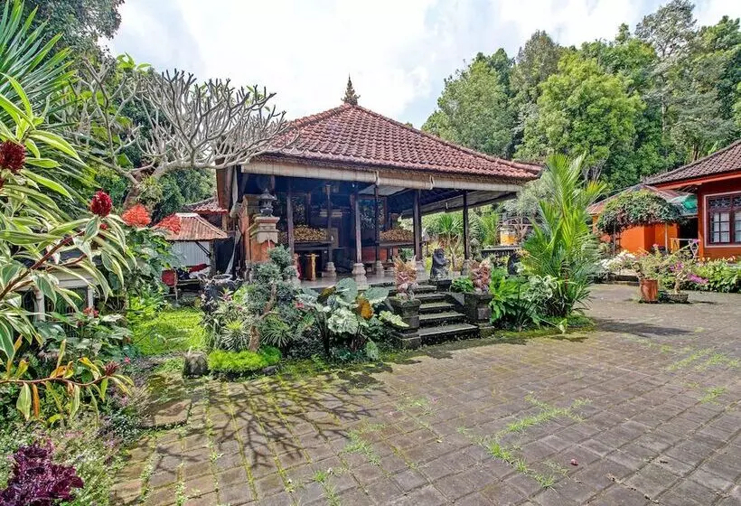 ホテル Oyo Homes 91091 Desa Wisata Umejero