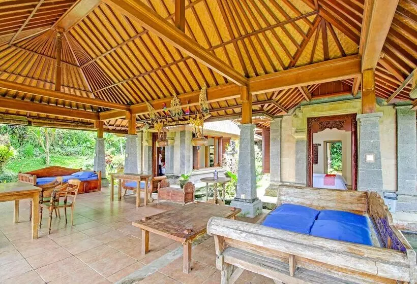 ホテル Oyo Homes 91091 Desa Wisata Umejero