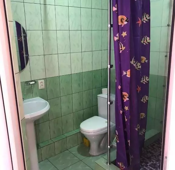 پانسیون Adilet Fatima Guest House