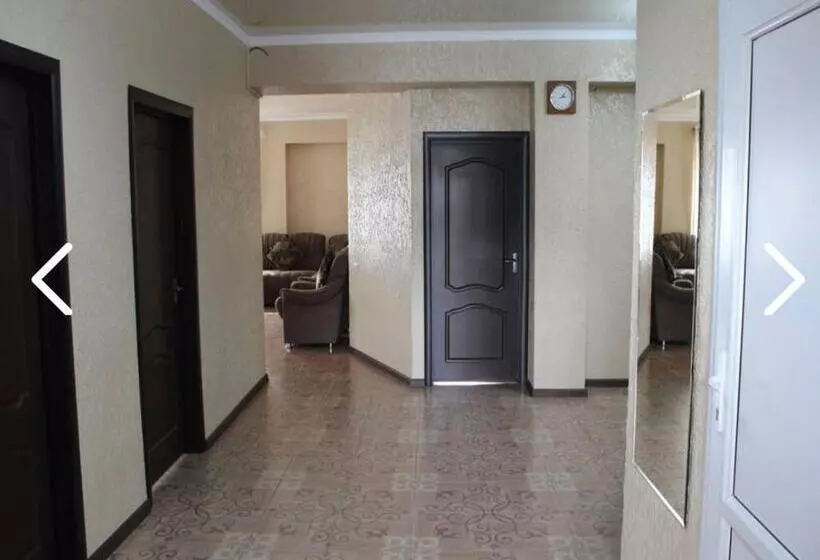 پانسیون Adilet Fatima Guest House