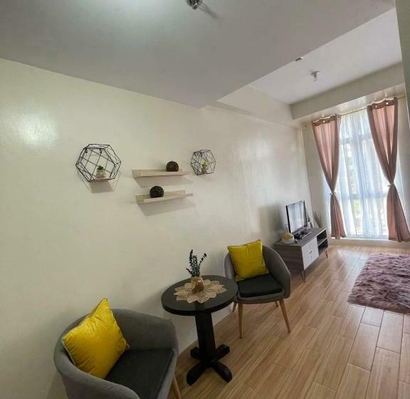 Pension Elie S Home Holland Park