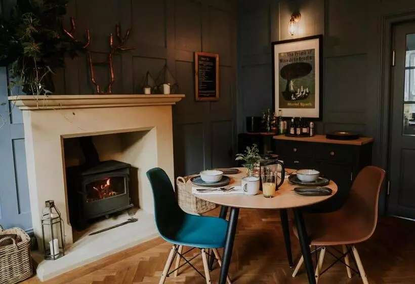 Aamiaismajoitus (B&B) Dacre House, Gilsland