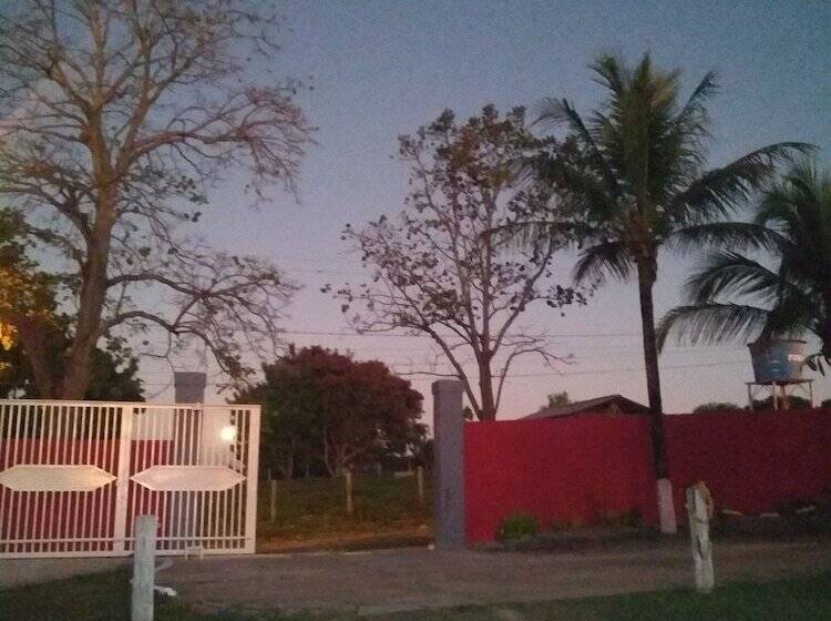 ペンション Pousada Ferradura