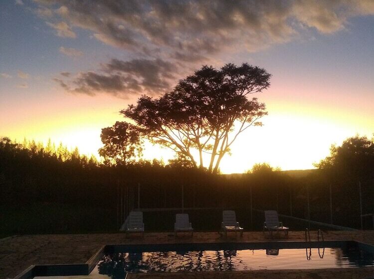 ペンション Pousada Ferradura