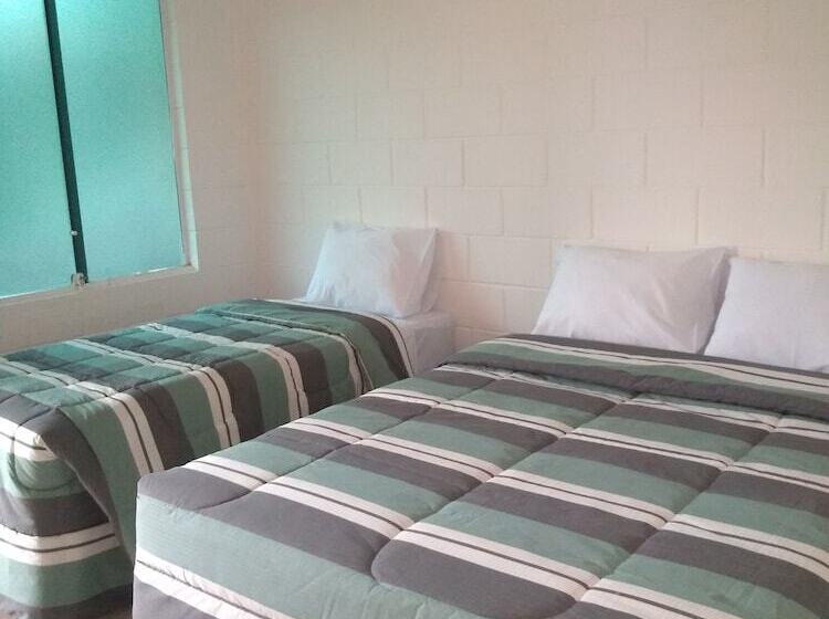 ペンション Pousada Ferradura