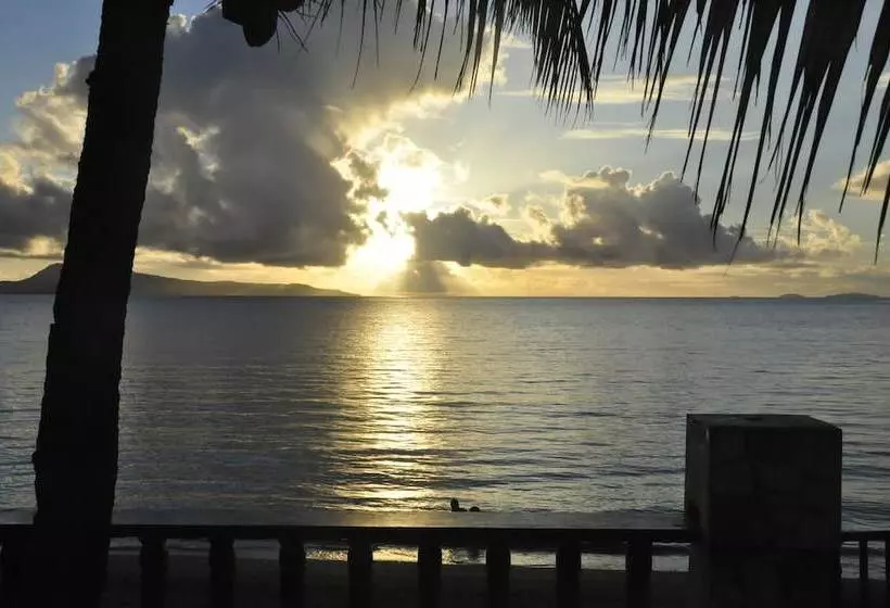 Badladz Beach And Dive Resort