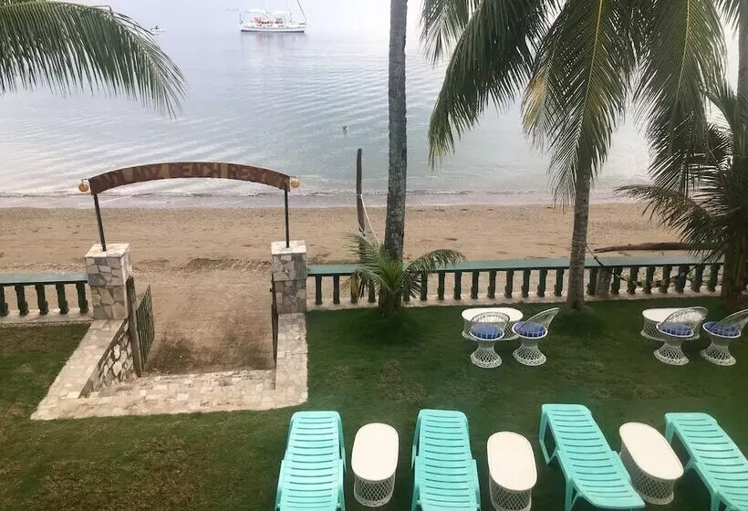 Badladz Beach And Dive Resort