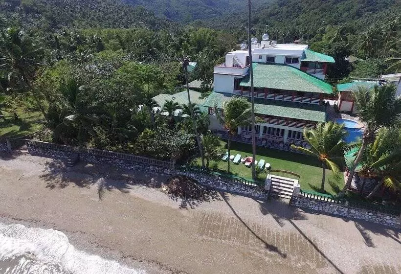 Badladz Beach And Dive Resort