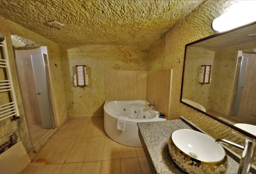 فندق Dedeli Konak Cave