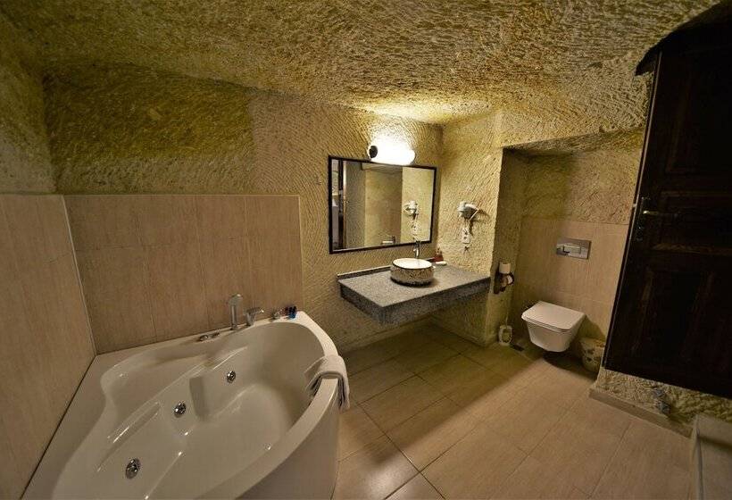 فندق Dedeli Konak Cave