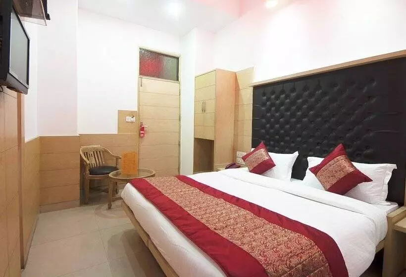 בית מלון כפרי Rama Inn