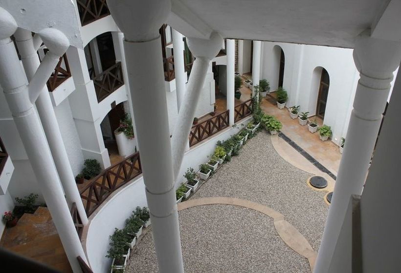 Hotel The Rink Pavilion