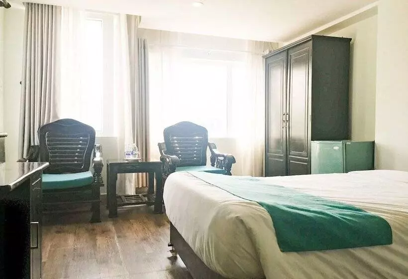 The Sunriver Boutique Hotel Hue