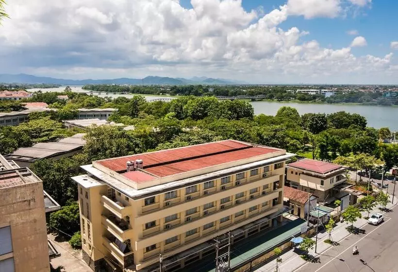 The Sunriver Boutique Hotel Hue