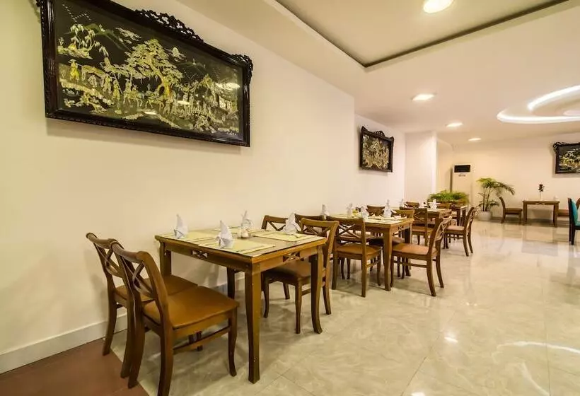 The Sunriver Boutique Hotel Hue