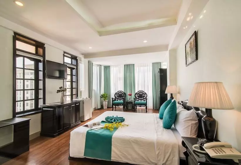 The Sunriver Boutique Hotel Hue