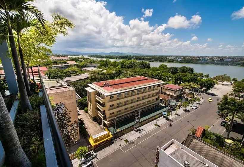 The Sunriver Boutique Hotel Hue