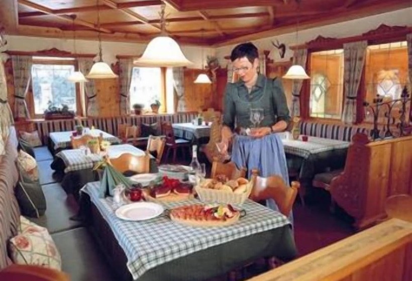 酒店 Wirtshaus Sattlerwirt