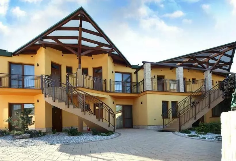 Aamiaismajoitus (B&B) Margaréta Penzión