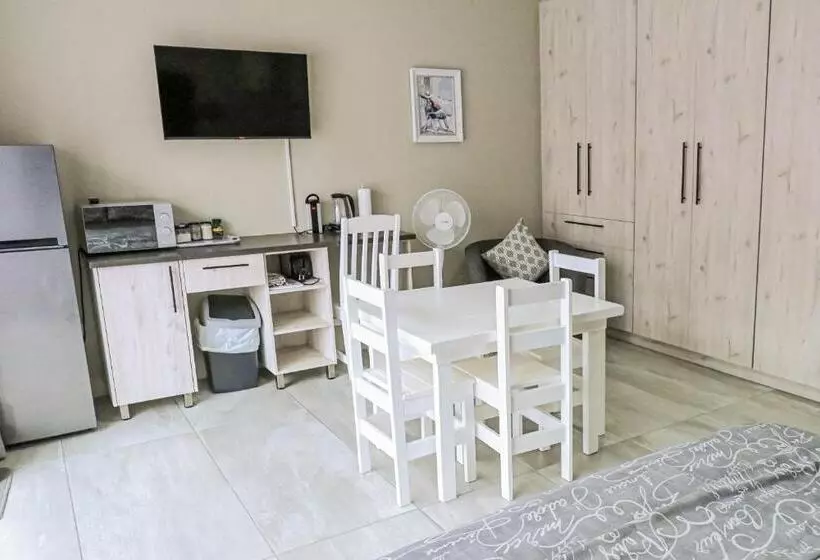 ペンション Idiaz Beach House
