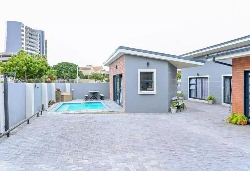 ペンション Idiaz Beach House