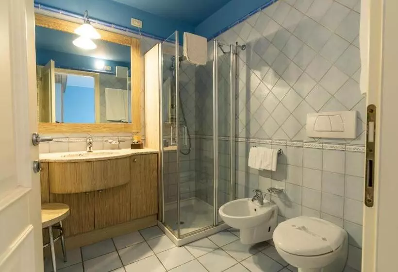 Retkeilymaja Accademia Vine Lodge